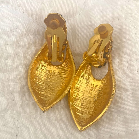 Vintage doorknocker earrings. Oblong with encrusted black glass prism stones. - Picture 4 of 7